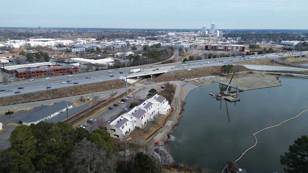 More Photos Of 5267 Greenwich Rd, Virginia Beach Office For Sale