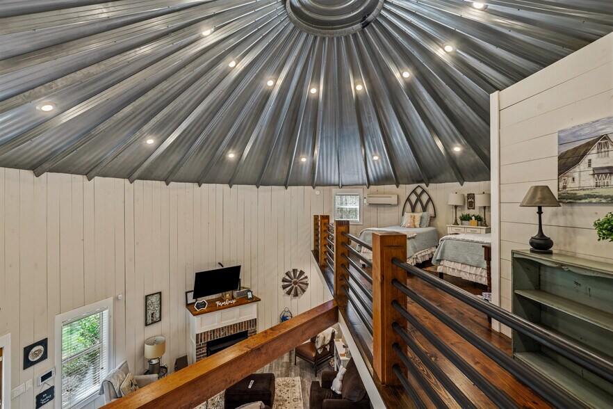 More Photos Of 75 County Road 171, Corinth Lodge Meeting Hall For Sale
