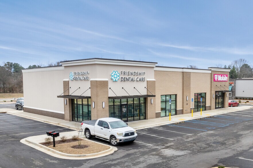 Primary Photo Of 2032 Winchester Rd NE, Huntsville Storefront For Sale