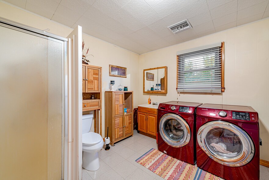 More Photos Of 175 Mount Joy Rd, Mount Pleasant Industrial For Sale