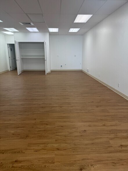 More Photos Of 418-A Kuulei Rd, Kailua Freestanding For Lease