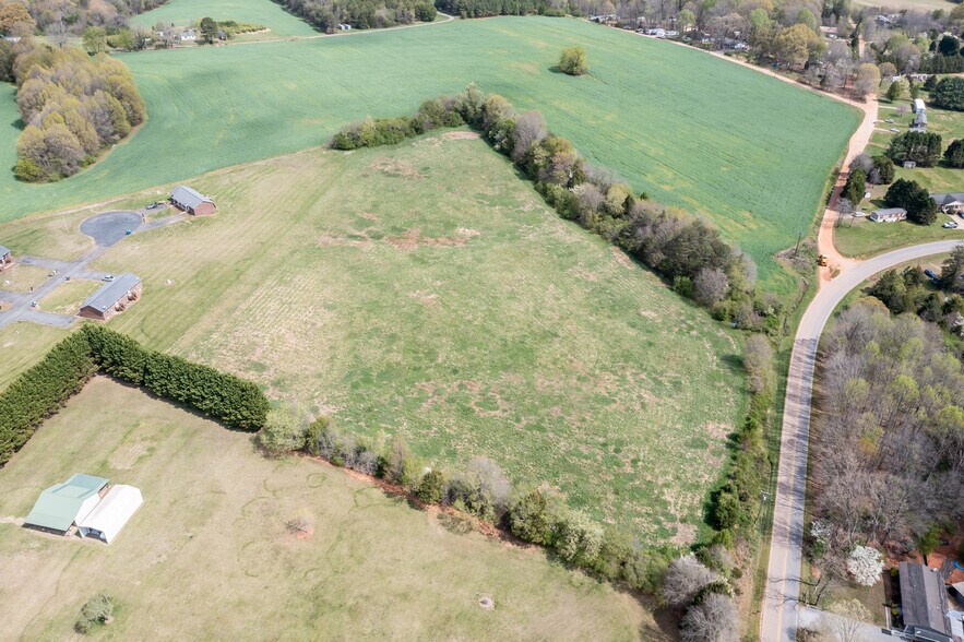More Photos Of 1727 Boggs rd, Claremont Land For Sale