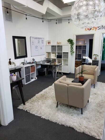 More Photos Of 1016 Clare Ave, West Palm Beach Service For Lease
