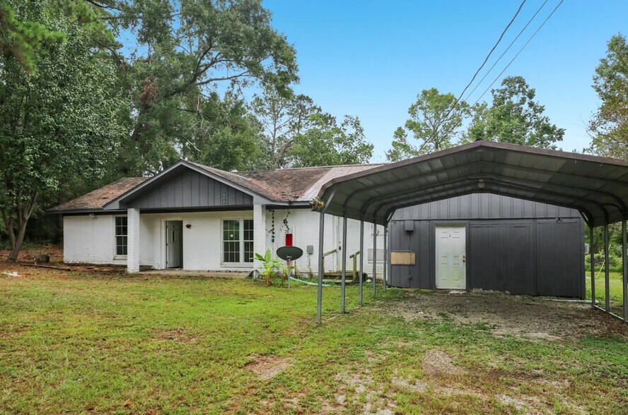 Primary Photo Of 242 Bishop, Livingston Apartments For Sale