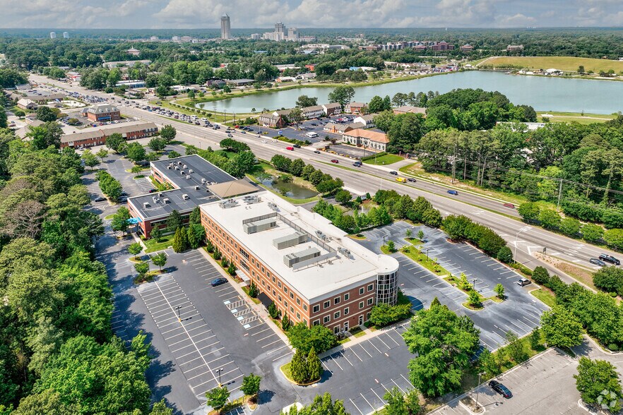 More Photos Of 555 S Independence Blvd, Virginia Beach Office For Lease