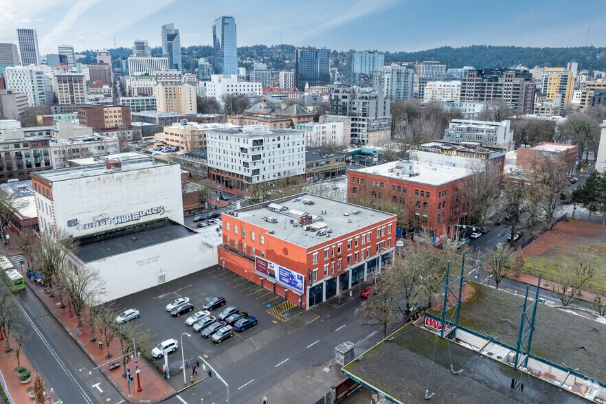 More Photos Of 418 - 436 NW 6th Ave, Portland Office For Lease