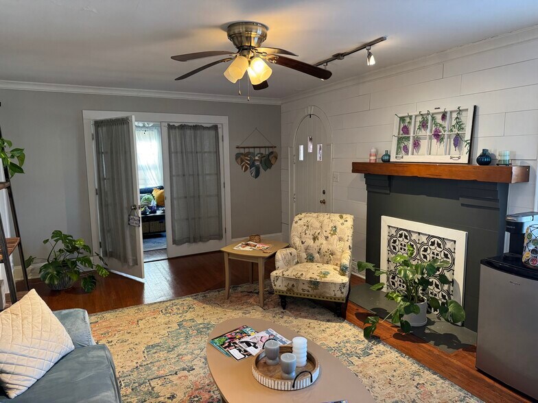 More Photos Of 2220 The Plaza, Charlotte Office Residential For Sale