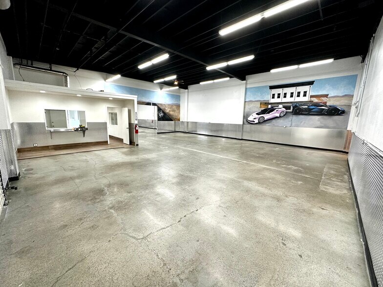 More Photos Of 2560-2590 Lafayette St, Santa Clara Warehouse For Lease