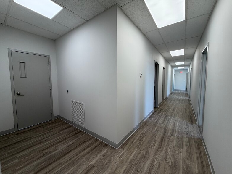 More Photos Of 5094 Minola Dr, Lithonia Distribution For Lease