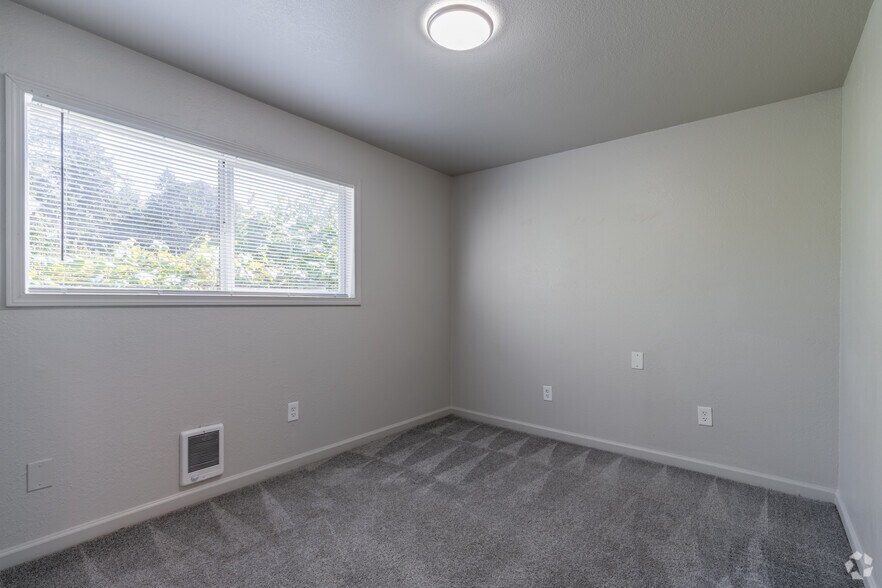 More Photos Of 760 Plymouth Dr NE, Keizer Apartments For Sale