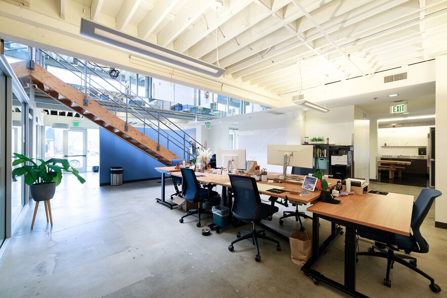More Photos Of 1104 Highland Ave, Manhattan Beach Loft Creative Space For Sale
