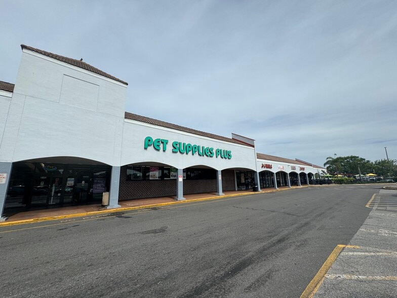 More Photos Of 9023-9217 Little Rd, New Port Richey Unknown For Lease
