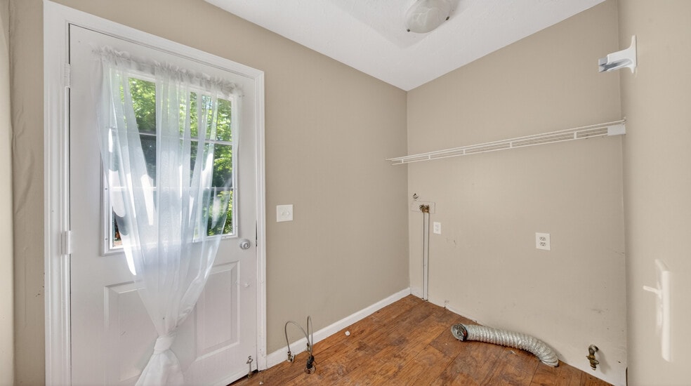More Photos Of 29369 Lorain Rd, North Olmsted Flex For Sale