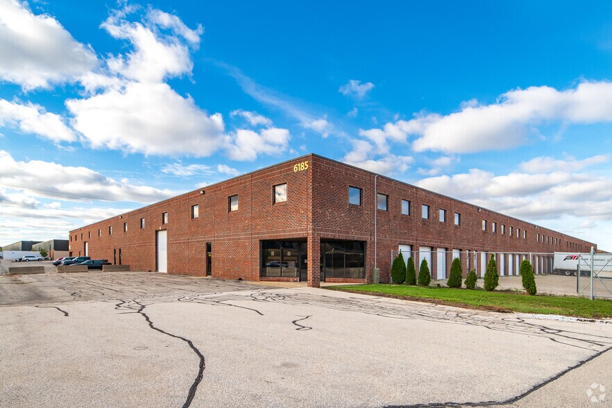 More Photos Of 6185 S Ace Industrial Dr, Cudahy Warehouse For Lease