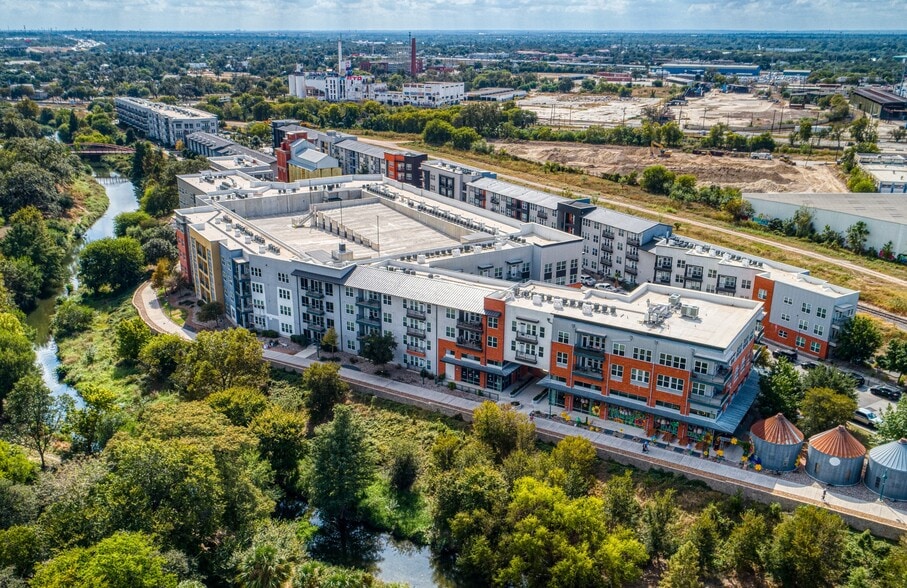 More Photos Of 423 Blue Star, San Antonio Apartments For Lease