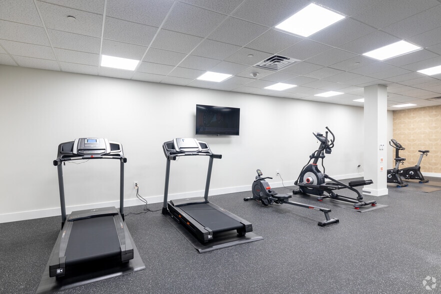 More Photos Of 1100 Cornwall Rd, South Brunswick Medical For Lease