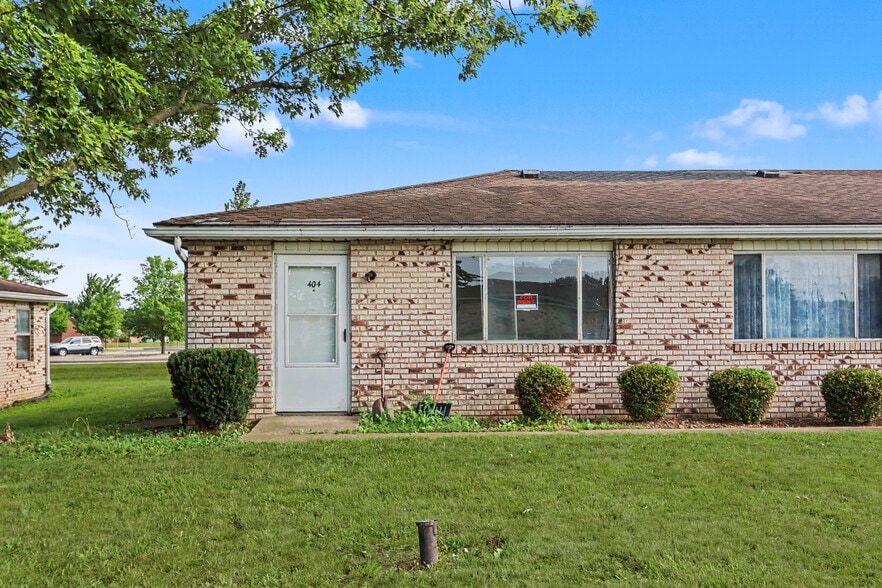 More Photos Of 318 Rae Ct, Willard Apartments For Sale