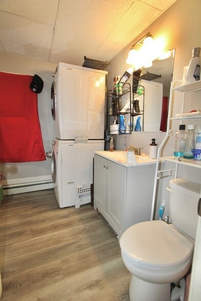 More Photos Of 9 Kelley Sq, Worcester Apartments For Sale