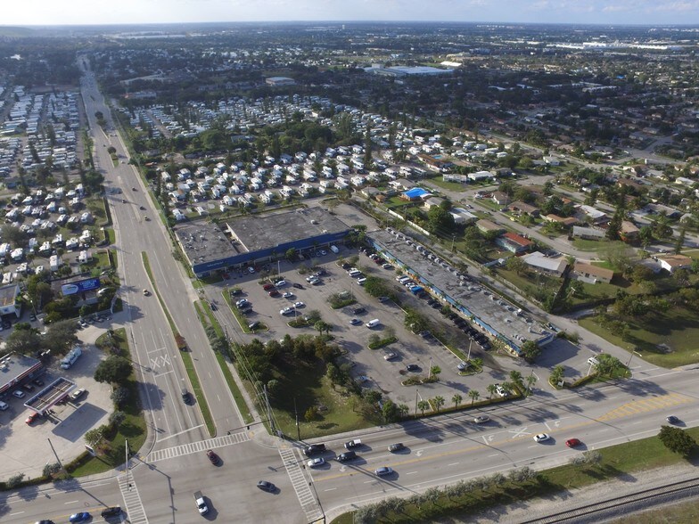 More Photos Of 4811 N Dixie Hwy, Pompano Beach Unknown For Lease