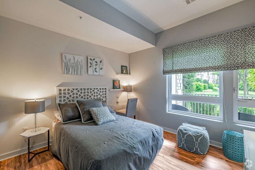More Photos Of 4000 Riverside Station Blvd, Secaucus Apartments For Lease