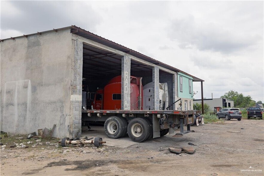 More Photos Of 6800 W Mile 4 Rd, Mission Office For Sale