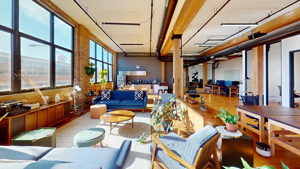 More Photos Of 1550-1556 W Carroll, Chicago Loft Creative Space For Lease