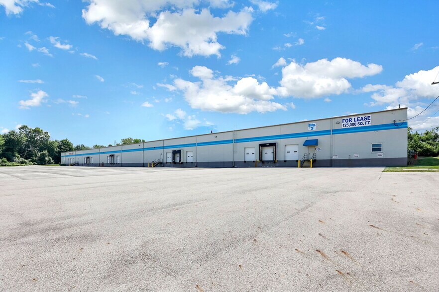 More Photos Of 2135 James Pky, Hebron Warehouse For Lease