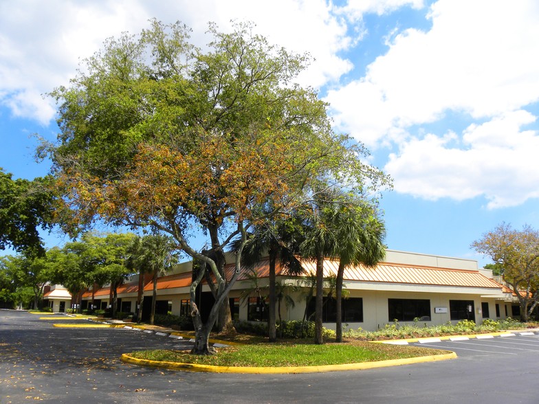 Primary Photo Of 6400-6464 NW 5th Way, Fort Lauderdale Office For Lease