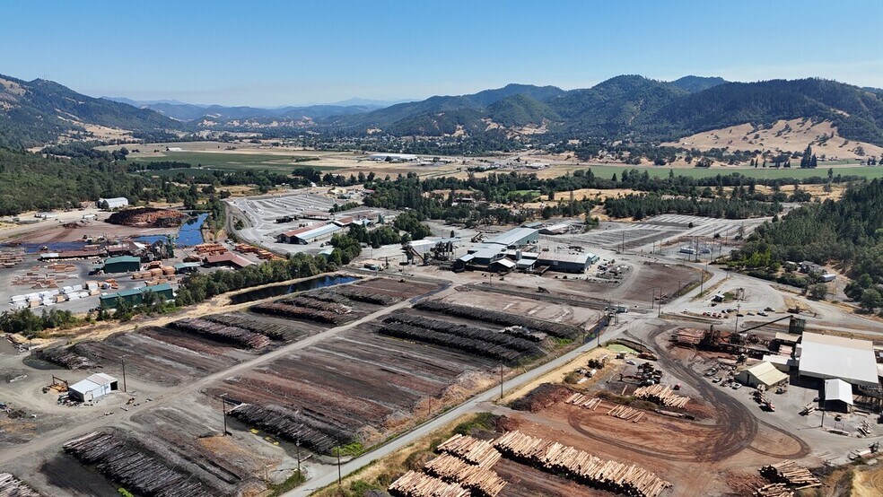 More Photos Of 1192 Pruner Rd, Riddle Land For Sale