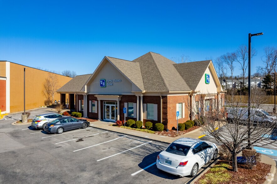 More Photos Of 5500-5570 Old Hickory Blvd, Hermitage Unknown For Lease
