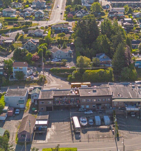 More Photos Of 4603 Marine Av, Powell River General Retail For Sale