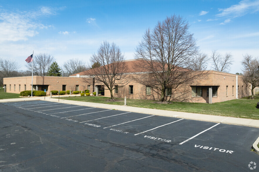 Primary Photo Of 1480 Ford St, Maumee Office For Sale