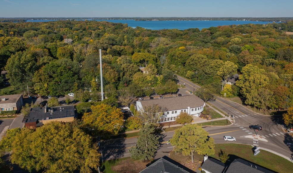 More Photos Of 18300 Minnetonka Blvd, Wayzata Medical For Lease