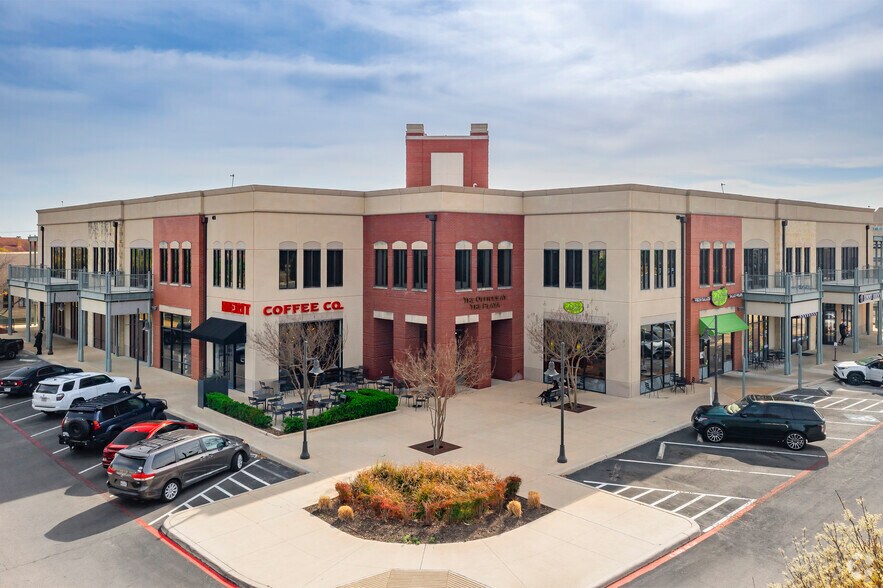 More Photos Of 700 E Sonterra Blvd, San Antonio Unknown For Lease