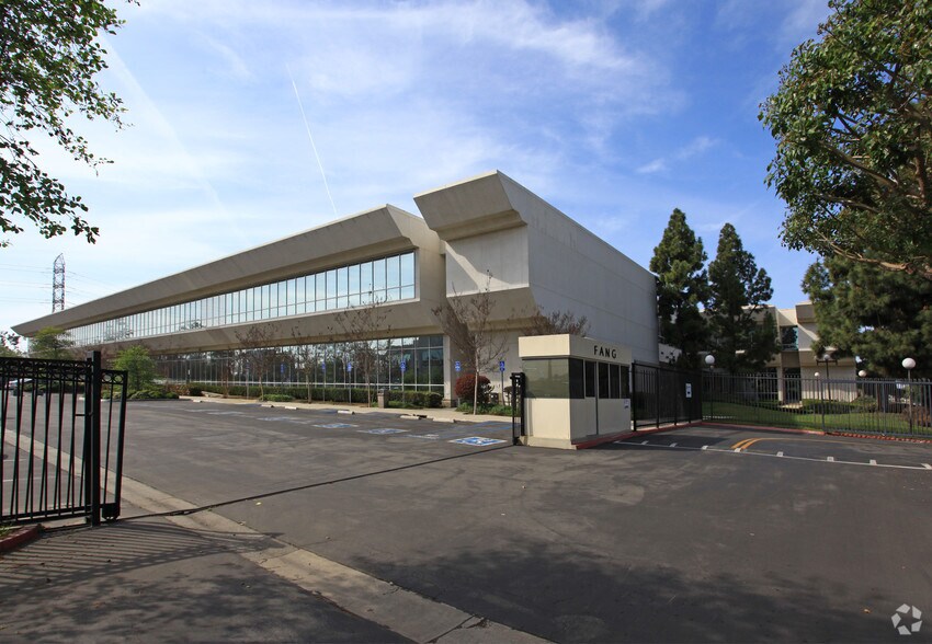 Primary Photo Of 18455 S Figueroa St, Gardena Research And Development For Lease