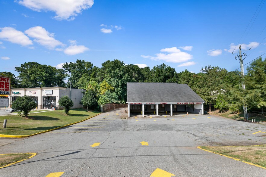 More Photos Of 2059 Candler Rd, Decatur Auto Repair For Sale