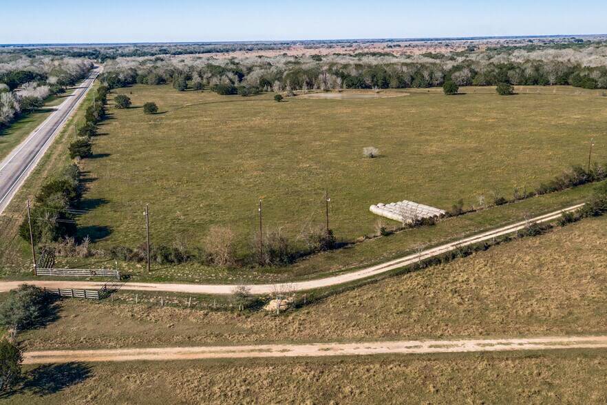 More Photos Of 3671 W Fm 1093 Rd, Wallis Land For Sale