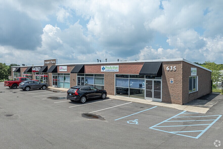More Photos Of 635 N 9th St, Kalamazoo Freestanding For Lease