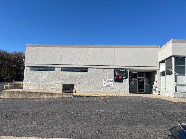 Primary Photo Of 1260-1280 Merriam Ln, Kansas City Unknown For Lease