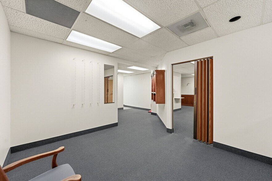 More Photos Of 201 E 5900 S, Murray Medical For Lease