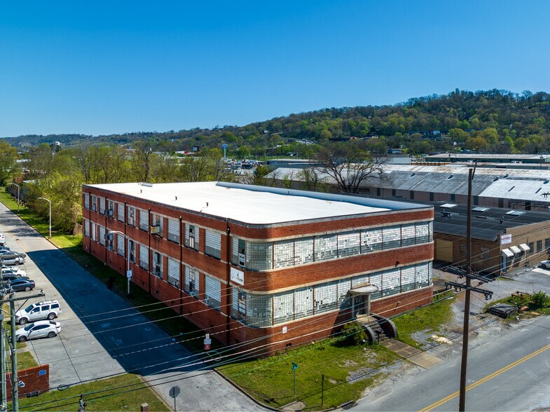 More Photos Of 2301 E 28th St, Chattanooga Manufacturing For Lease