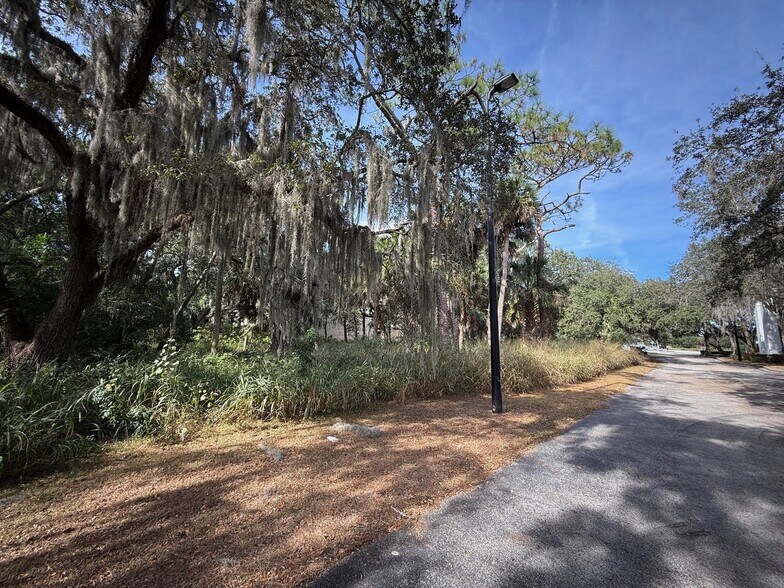 More Photos Of Hibiscus Blvd, Melbourne Land For Sale