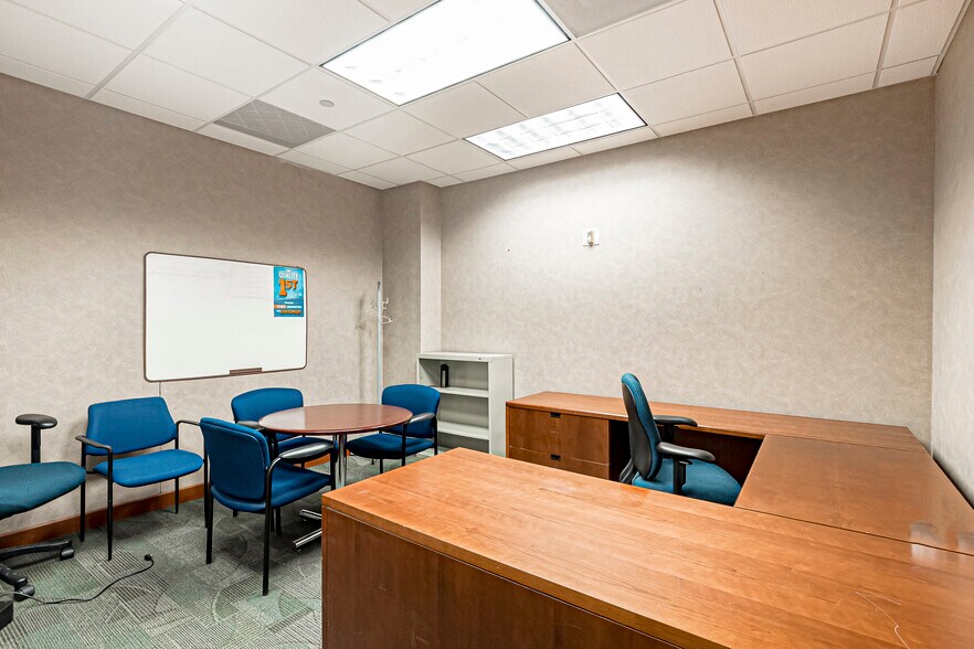 More Photos Of 5525 Reitz Ave, Baton Rouge Office For Lease