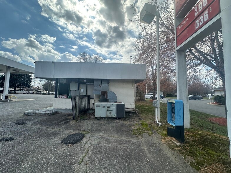 More Photos Of 2170 Dale Earnhardt Blvd, Kannapolis Convenience Store For Sale