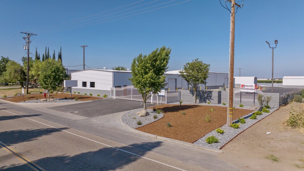More Photos Of 808 N Kelsey St, Visalia Manufacturing For Lease