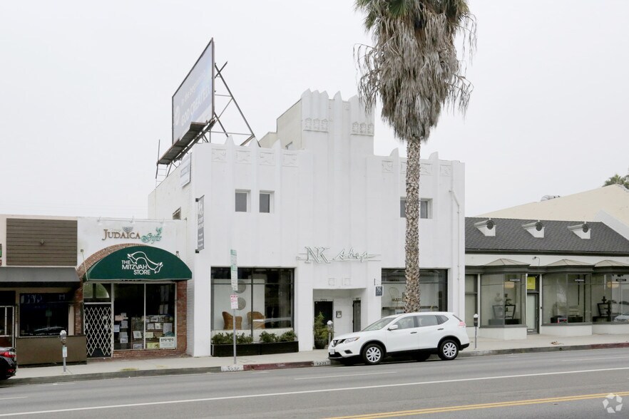 More Photos Of 7223 Beverly Blvd, Los Angeles Storefront Retail Office For Sale