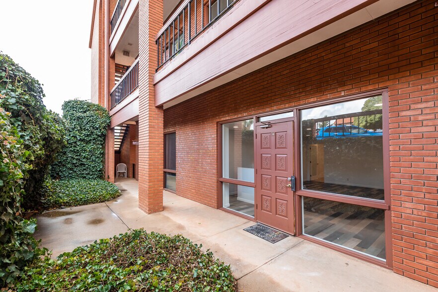 More Photos Of 1785 W Highway 89A, Sedona Medical For Lease