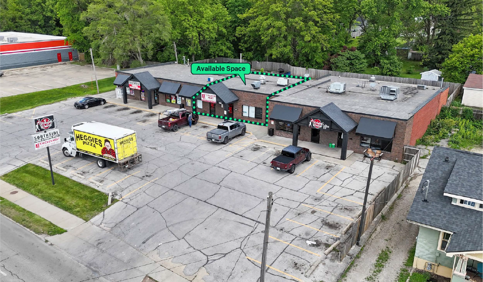 Primary Photo Of 1103 Army Post Rd, Des Moines Unknown For Lease