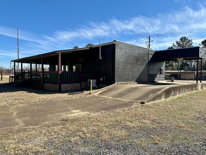 More Photos Of 113 Tuscaloosa Rd, Columbus Restaurant For Lease