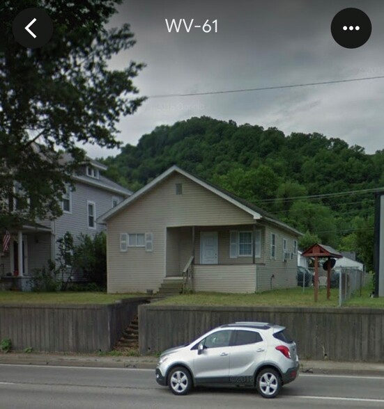 5323 MacCorkle Ave SE  